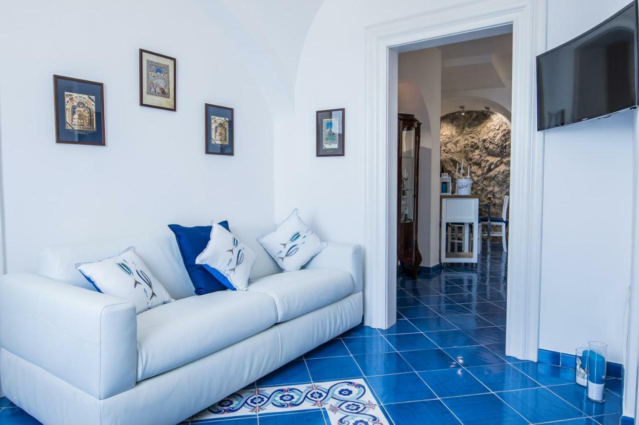 Suite Picasso Amalfi Eksteriør bilde