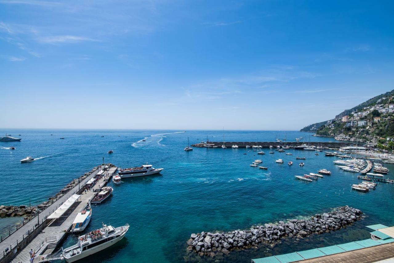 Suite Picasso Amalfi Eksteriør bilde