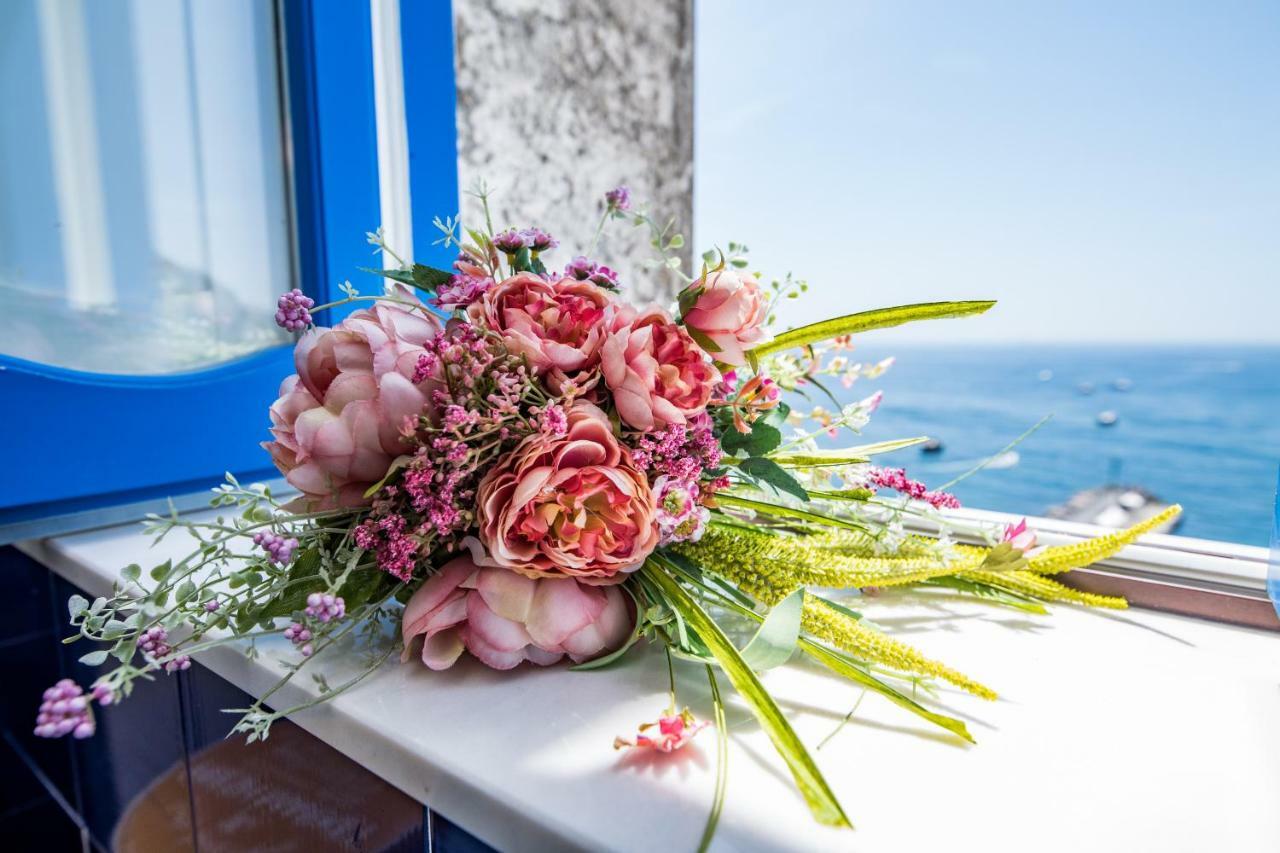 Suite Picasso Amalfi Eksteriør bilde
