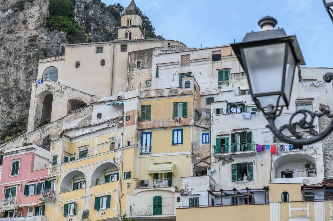 Suite Picasso Amalfi Eksteriør bilde