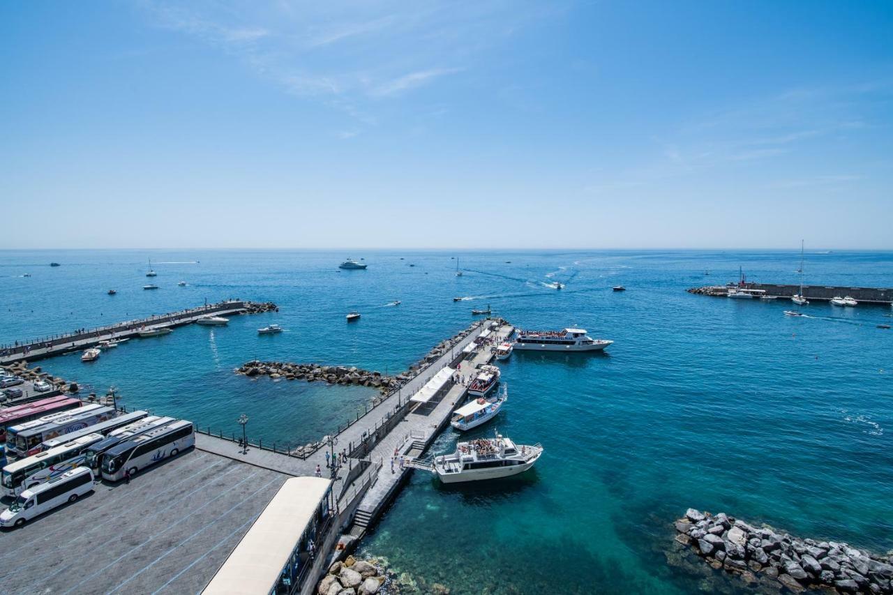 Suite Picasso Amalfi Eksteriør bilde