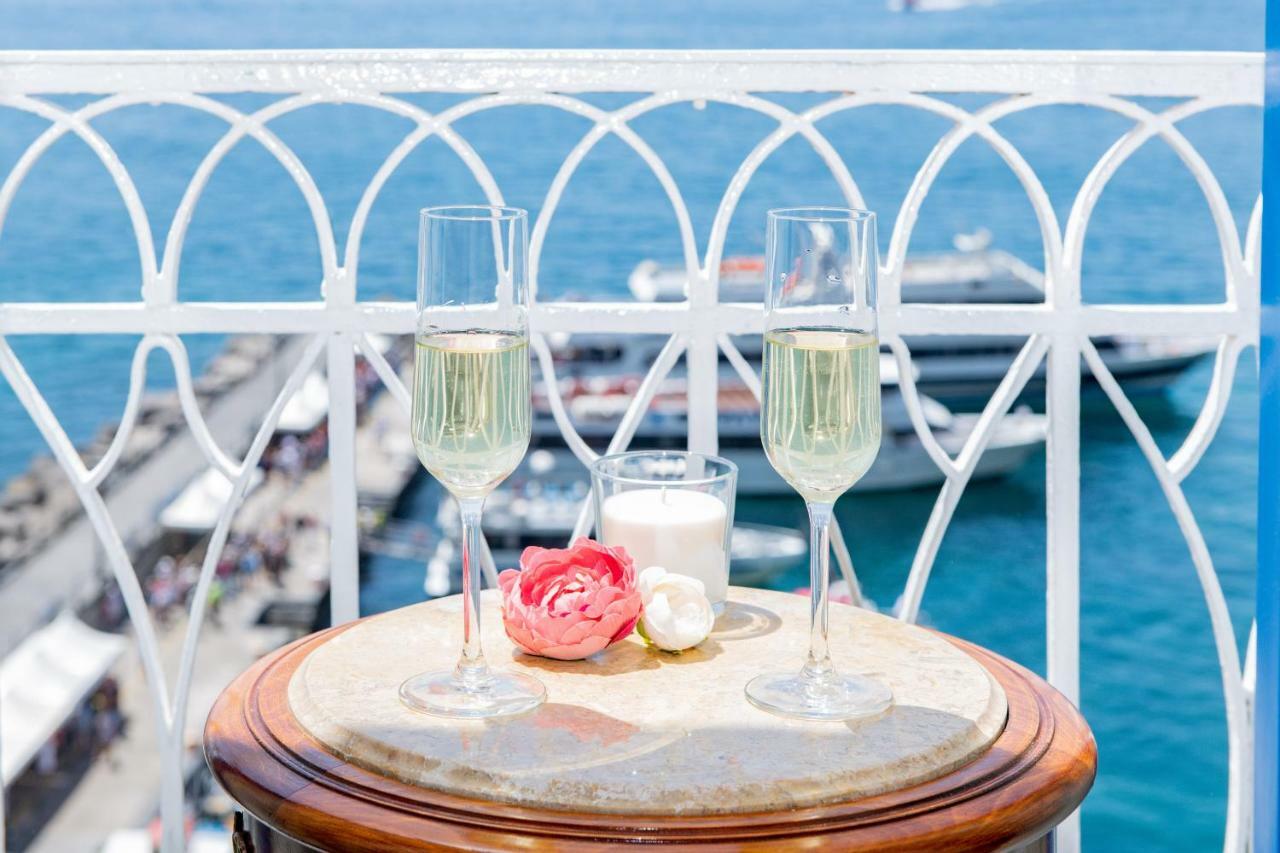Suite Picasso Amalfi Eksteriør bilde